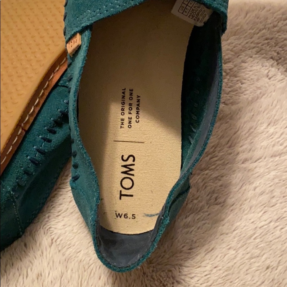 Toms - Picture 6 of 7
